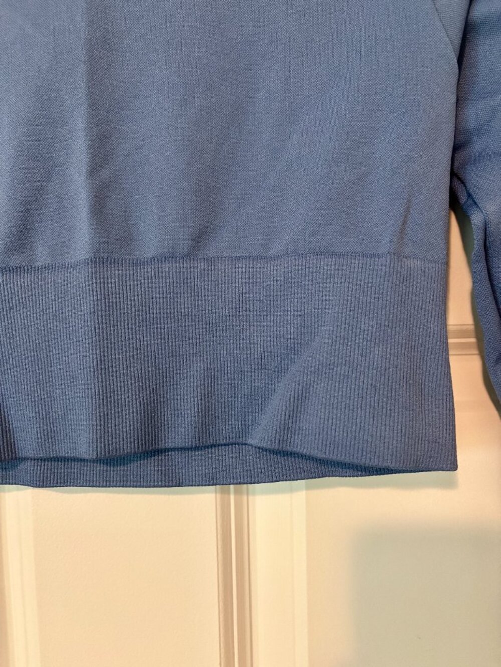 OFFLINE By Aerie Sidewalk Seamless Long Sleeve Cropped T-Shirt Blue • Size S - Picture 5 of 5
